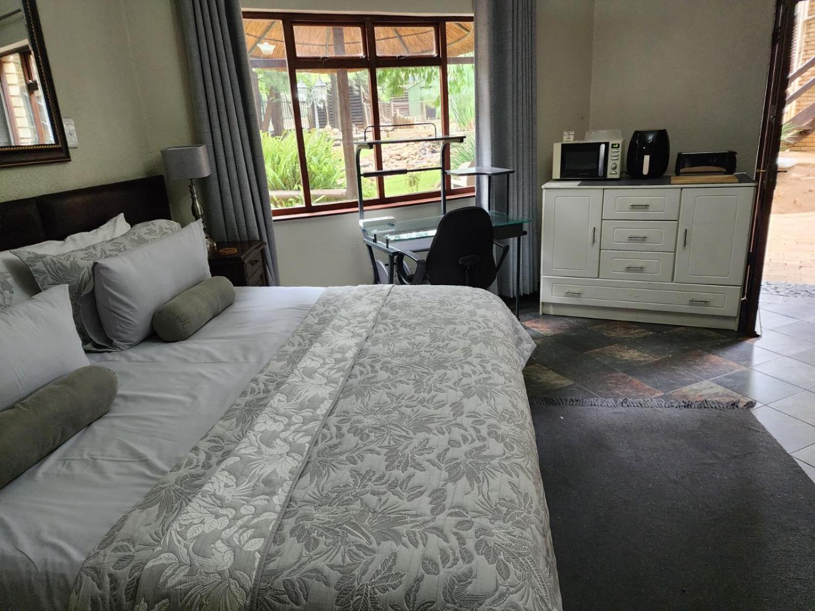 Goodnight Guest Lodge Йоханесбург Екстериор снимка