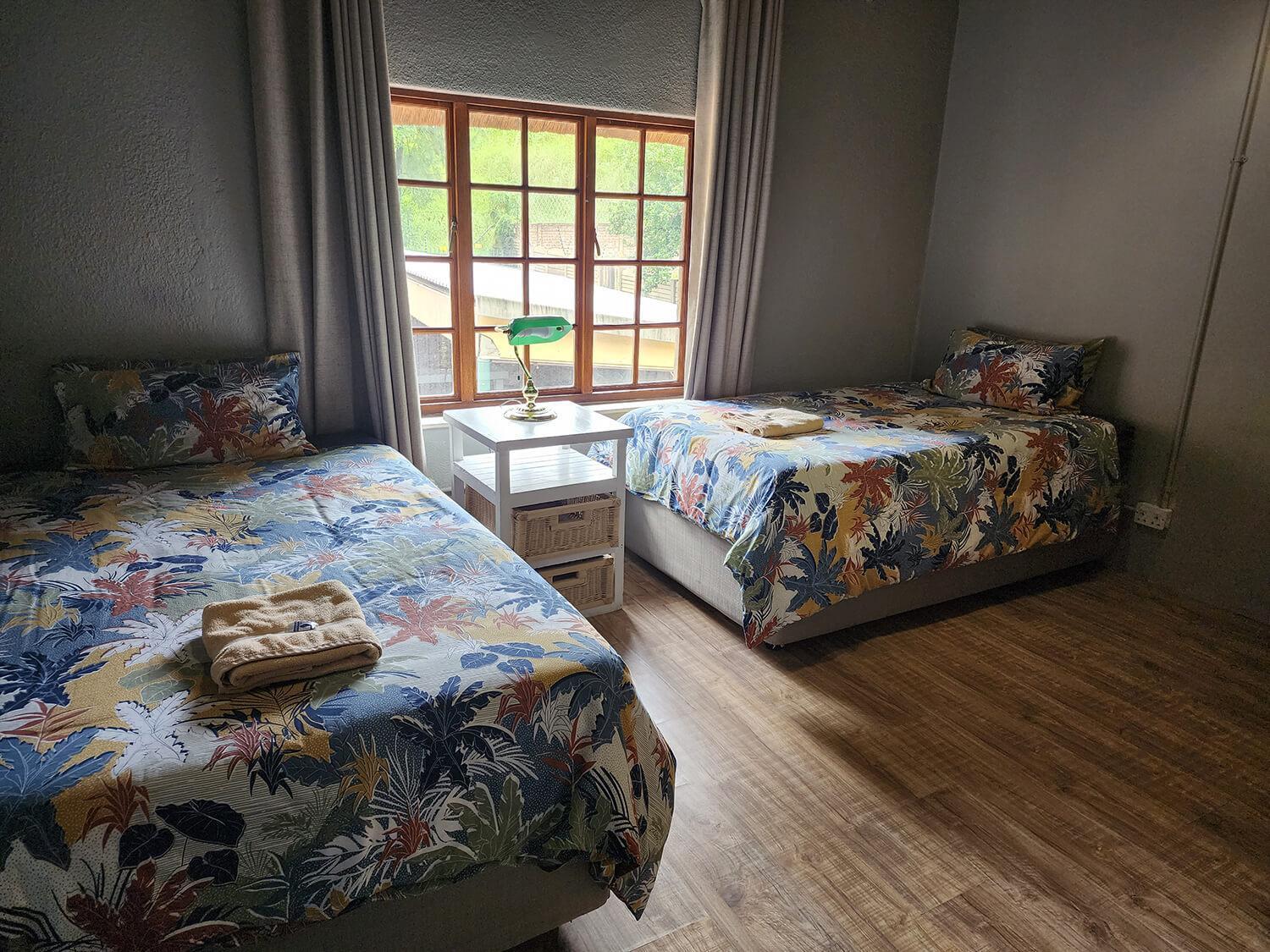 Goodnight Guest Lodge Йоханесбург Екстериор снимка