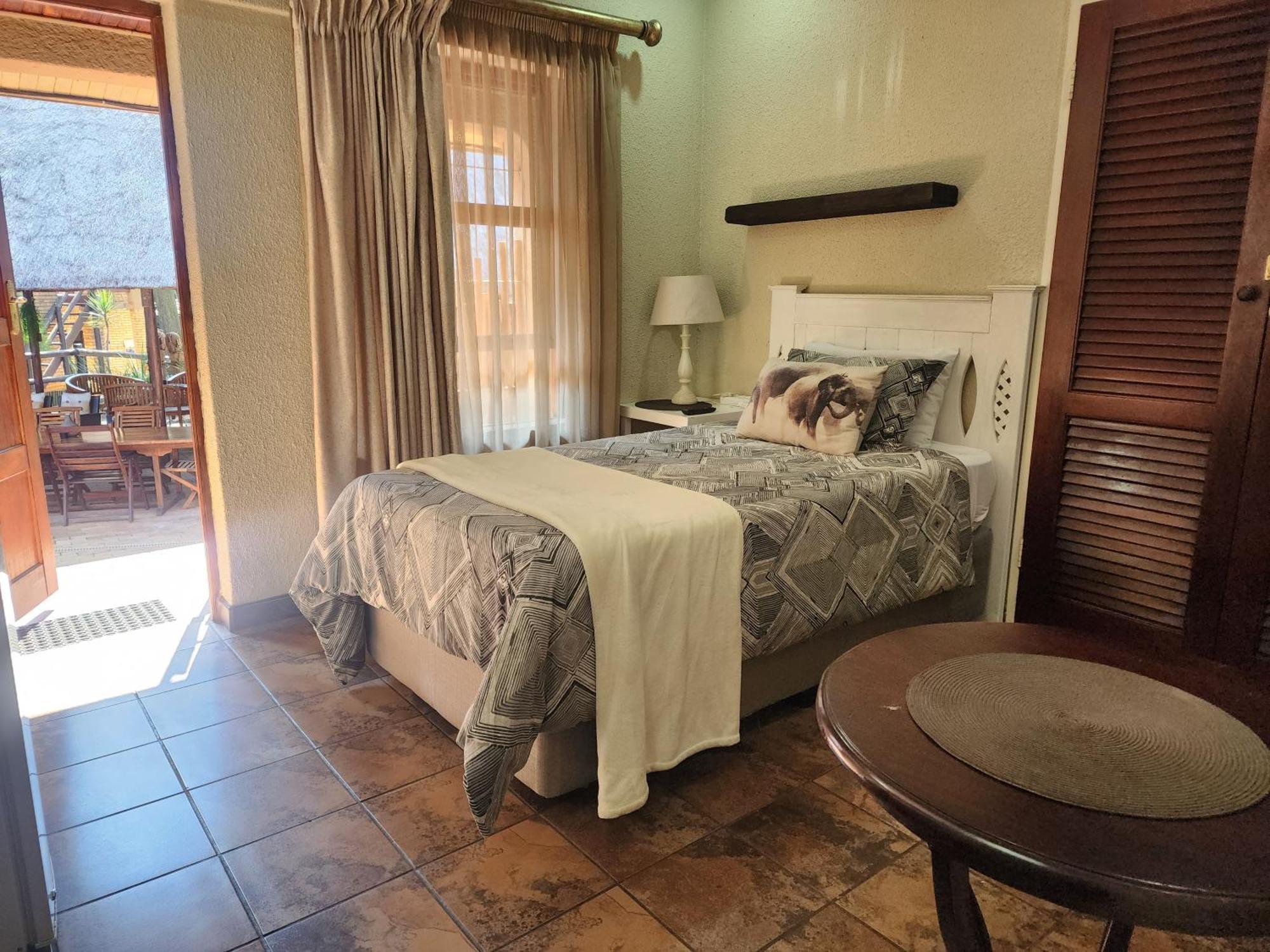 Goodnight Guest Lodge Йоханесбург Екстериор снимка